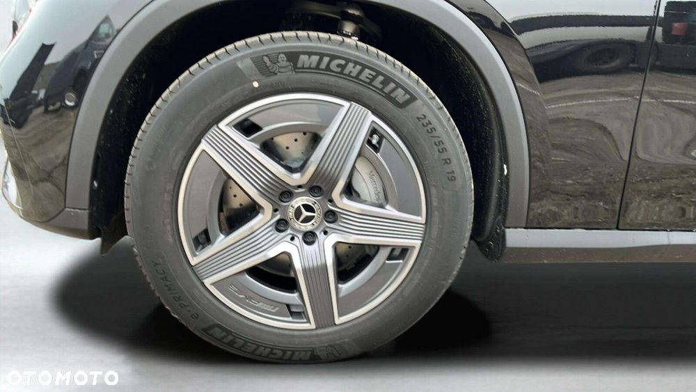 Mercedes-Benz GLC - 25