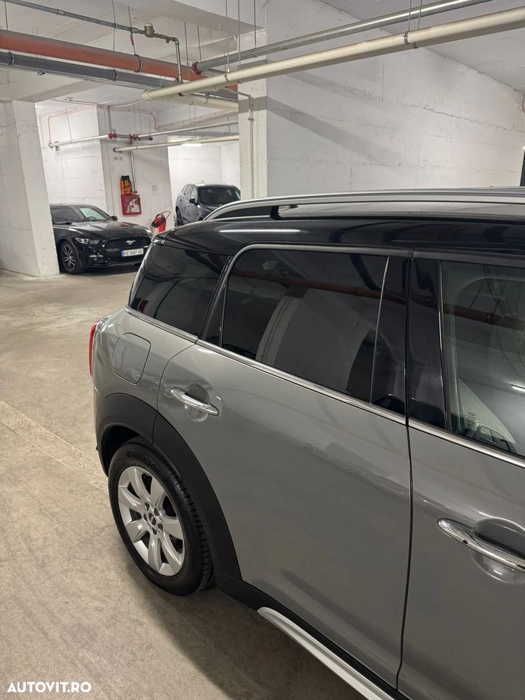 Mini Countryman Cooper S E ALL4 AT - 9