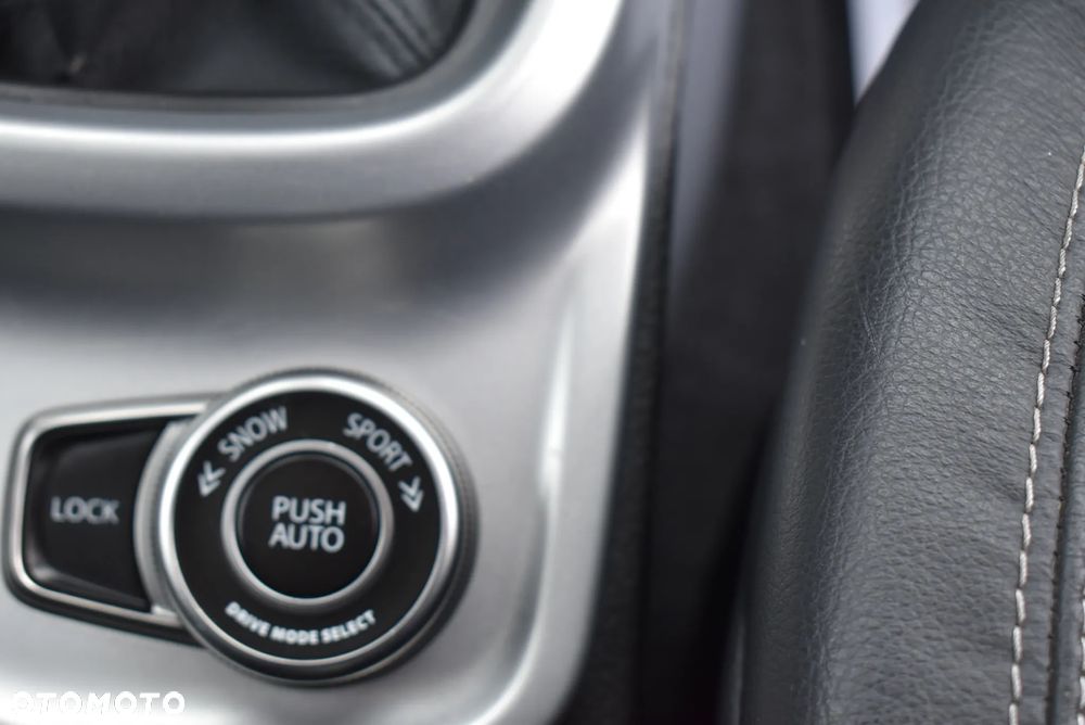 Suzuki Vitara 1.6 DDiS (4x4) Allgrip Comfort - 36