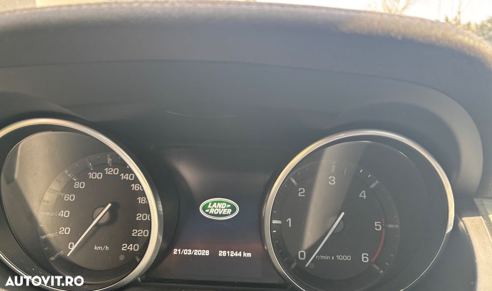 Land Rover Range Rover Evoque - 16