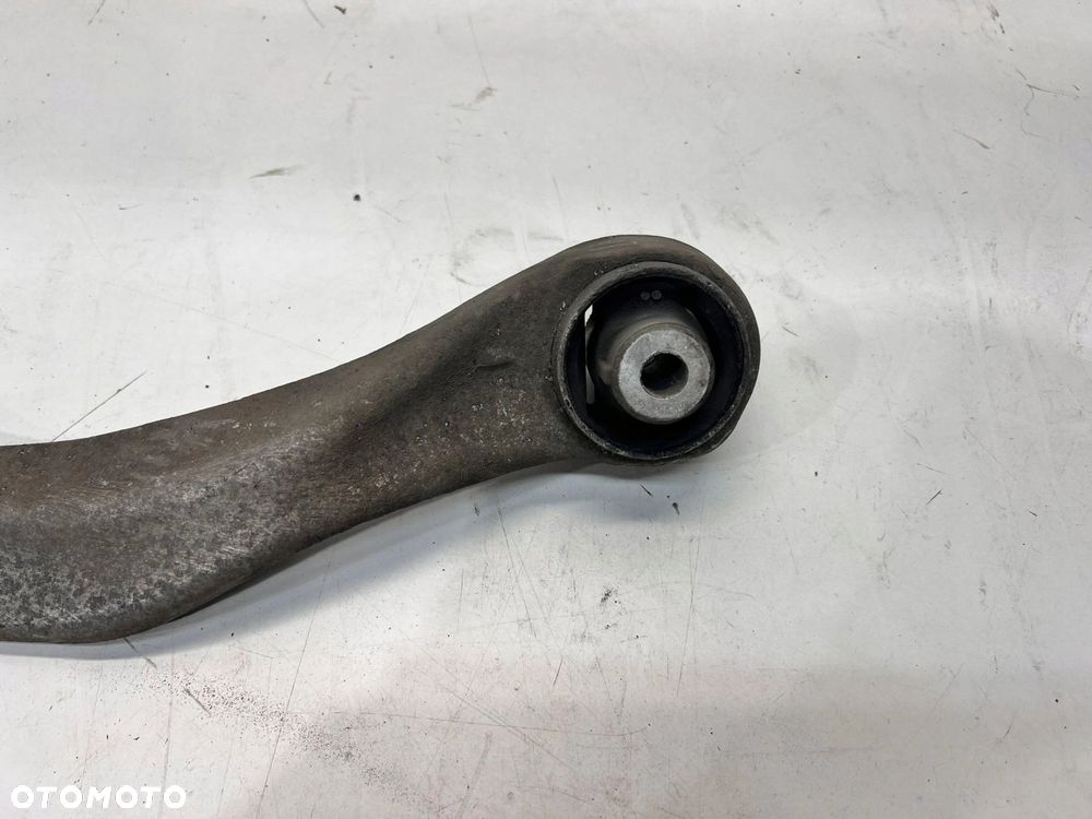 WAHACZ PRAWY PRZÓD BMW F10 EN6092T6 36236 - 2