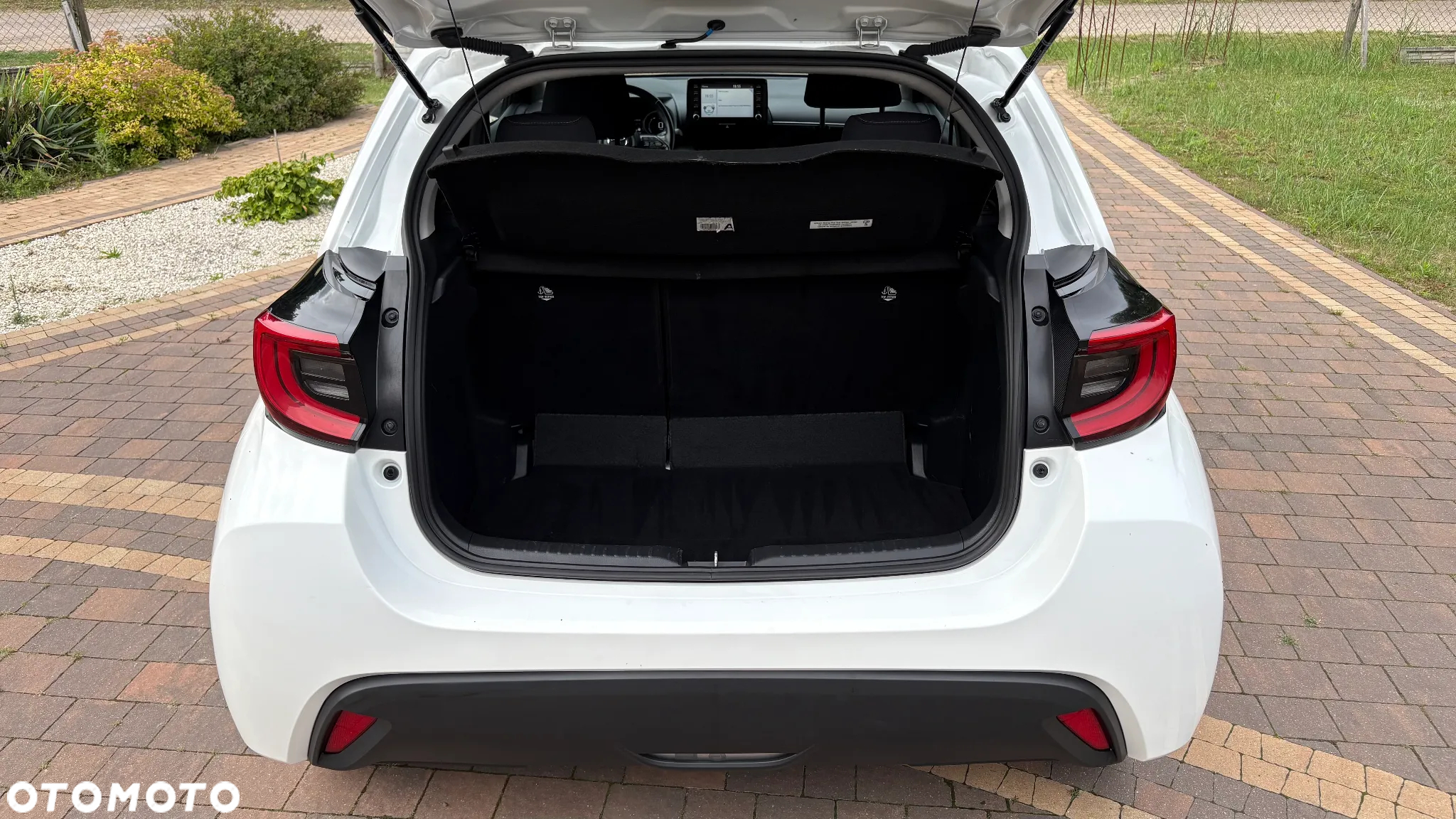 Toyota Yaris Hybrid 1.5 Comfort - 7