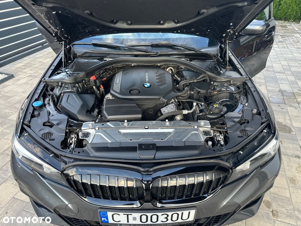 BMW Seria 3 320d M Sport - 15