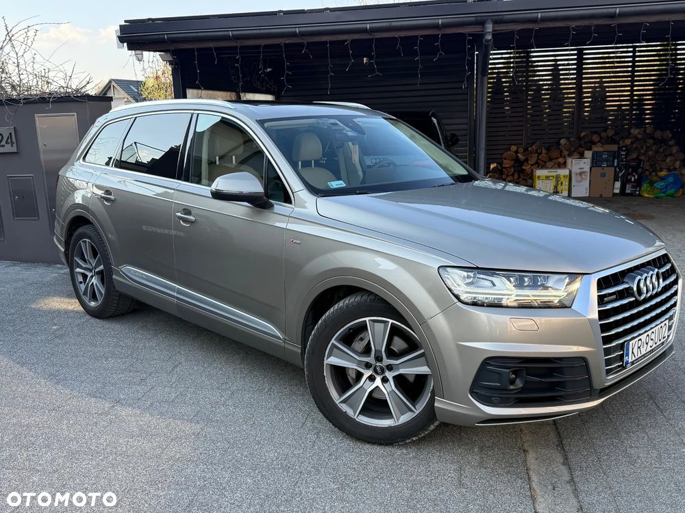 Audi Q7 - 7