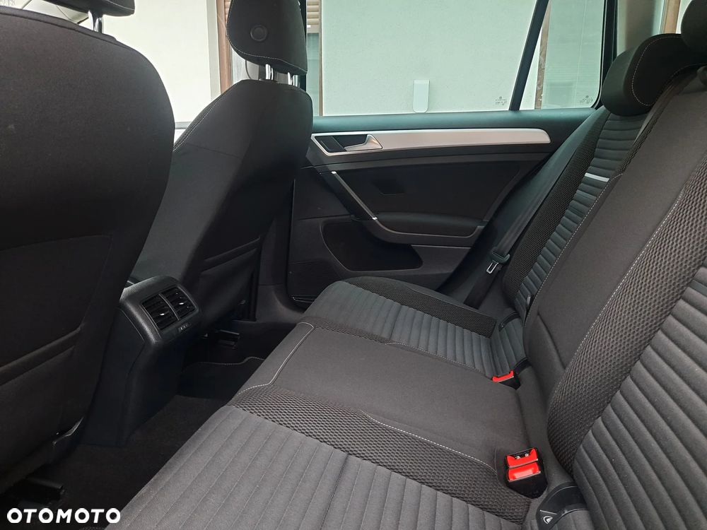 Volkswagen Golf 1.6 BlueTDI Cup - 21