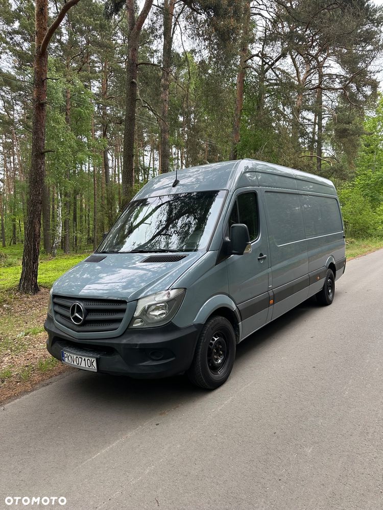 Mercedes-Benz Sprinter - 2