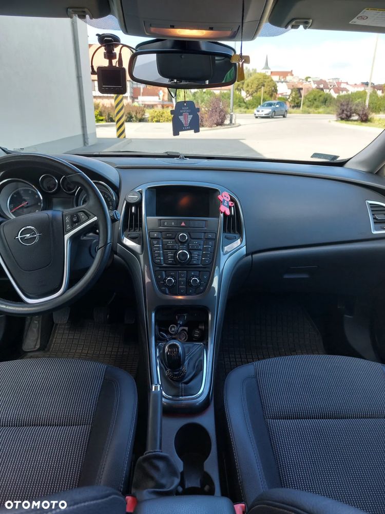 Opel Astra - 16