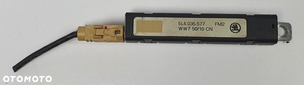 WZMACNIACZ ANTENY SKODA OCTAVIA II 5L6035577 - 1