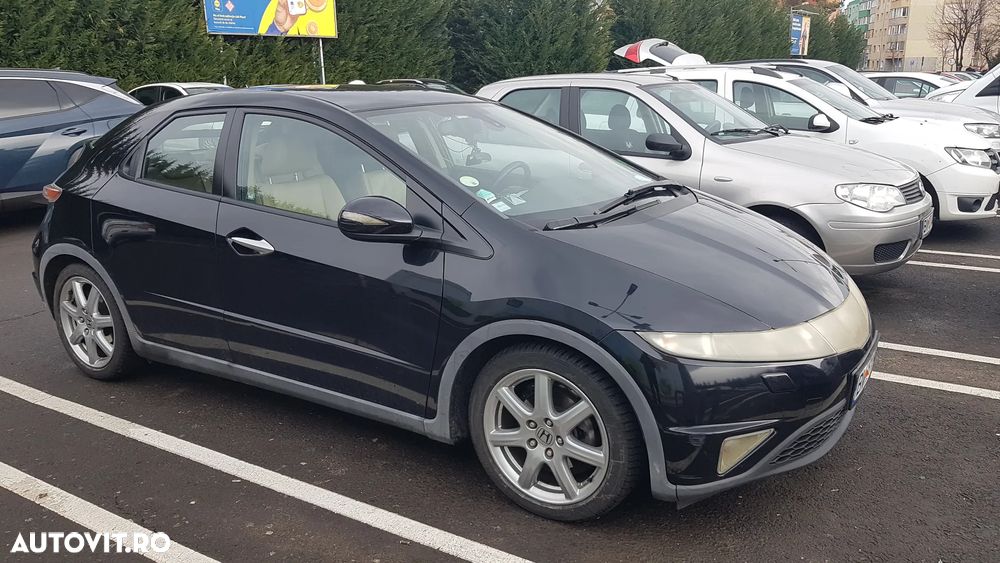Honda Civic 1.8 TypeS Plus - 3
