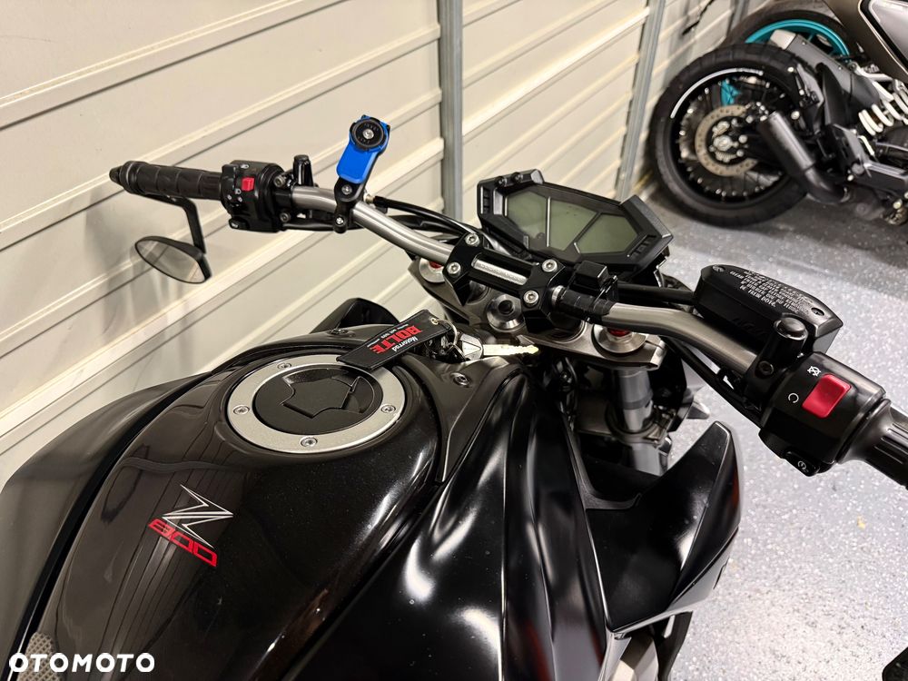 Kawasaki Z - 8