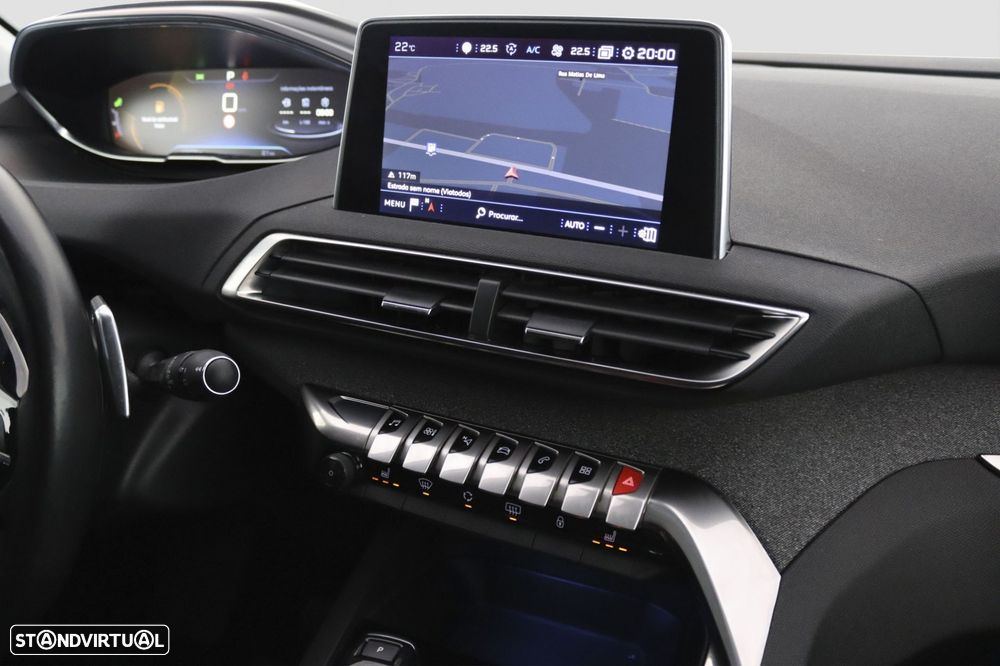 Peugeot 3008 1.2 PureTech Allure EAT8 - 11