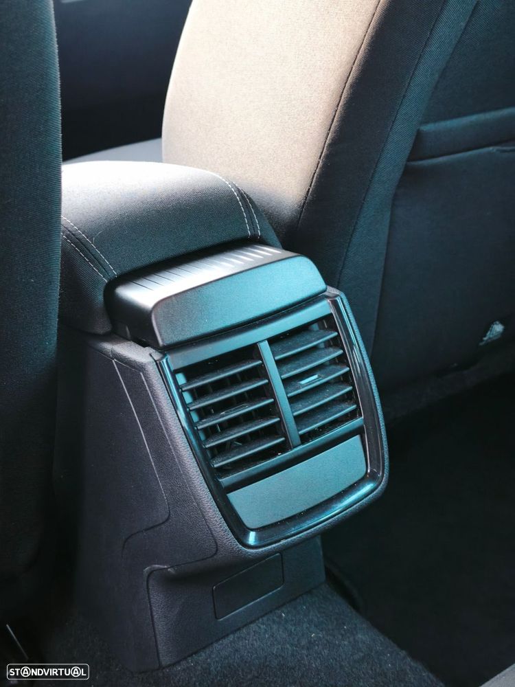 Skoda Kamiq 1.0 TSI DSG - 21