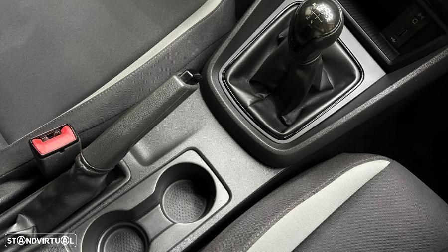 SEAT Leon ST 1.6 TDI S&S Reference - 21