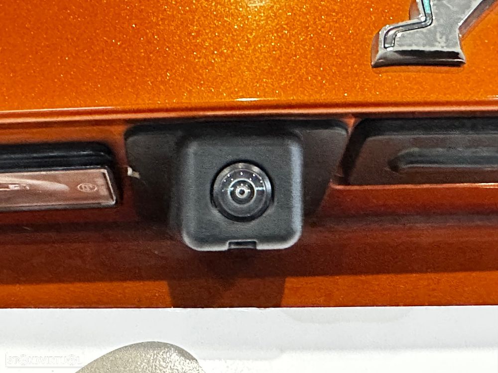 Peugeot e-2008 Allure - 7