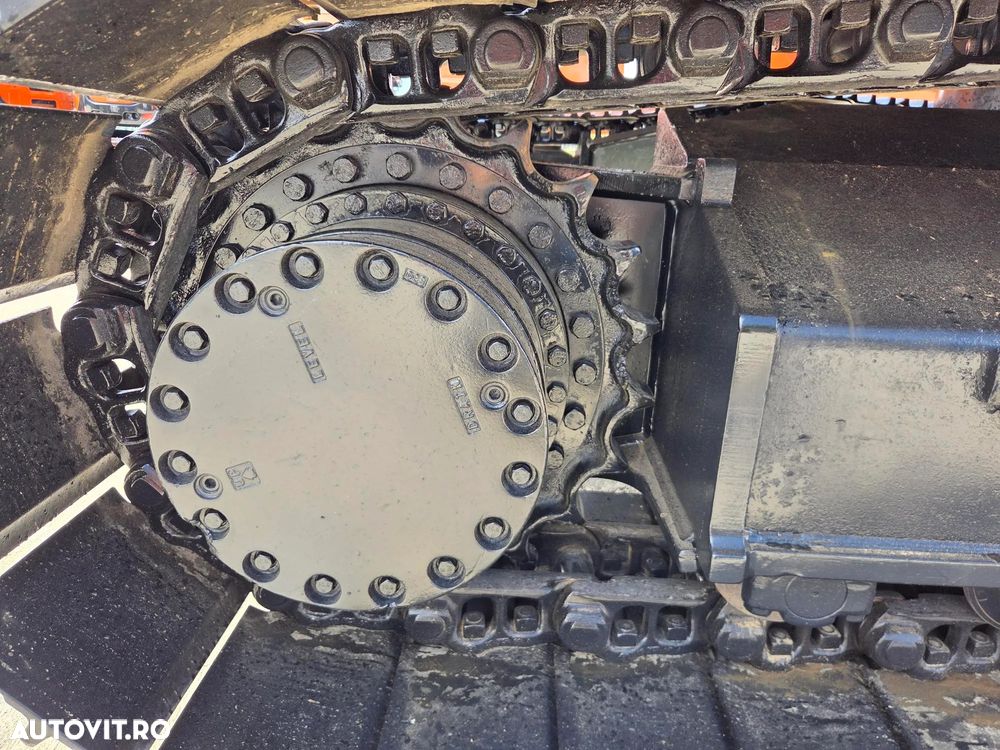 Hitachi BRATE LUNGI NOI la 18m, 2018, 9.033h, 3 pompe hidr HITACHI, masa operationala arpx 35t, senile LATE 90% ok, doar 1.200h deplasare, camera spate, Consum mediu 16l/h, REVIZII MOTOR SI HIDR EFECTUATE, posibilitate leasing, PROMOTIE 119.500 EUR+Tva - 21