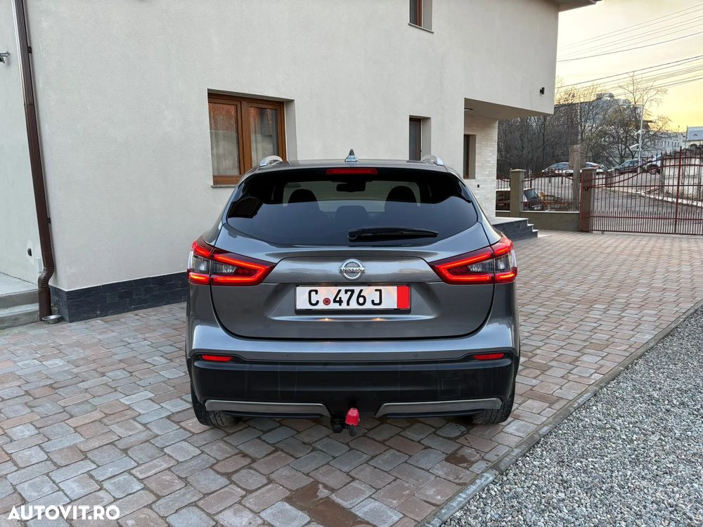 Nissan Qashqai 1.3 DIG-T DCT TEKNA - 9