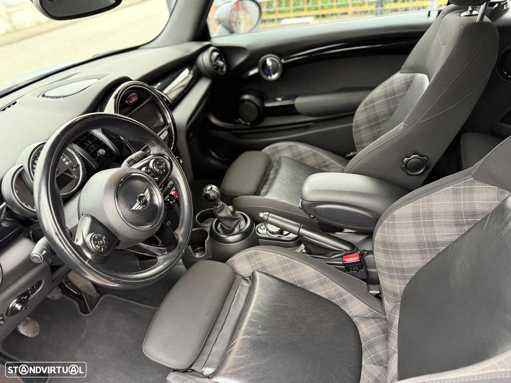 MINI Cabrio Cooper D - 14