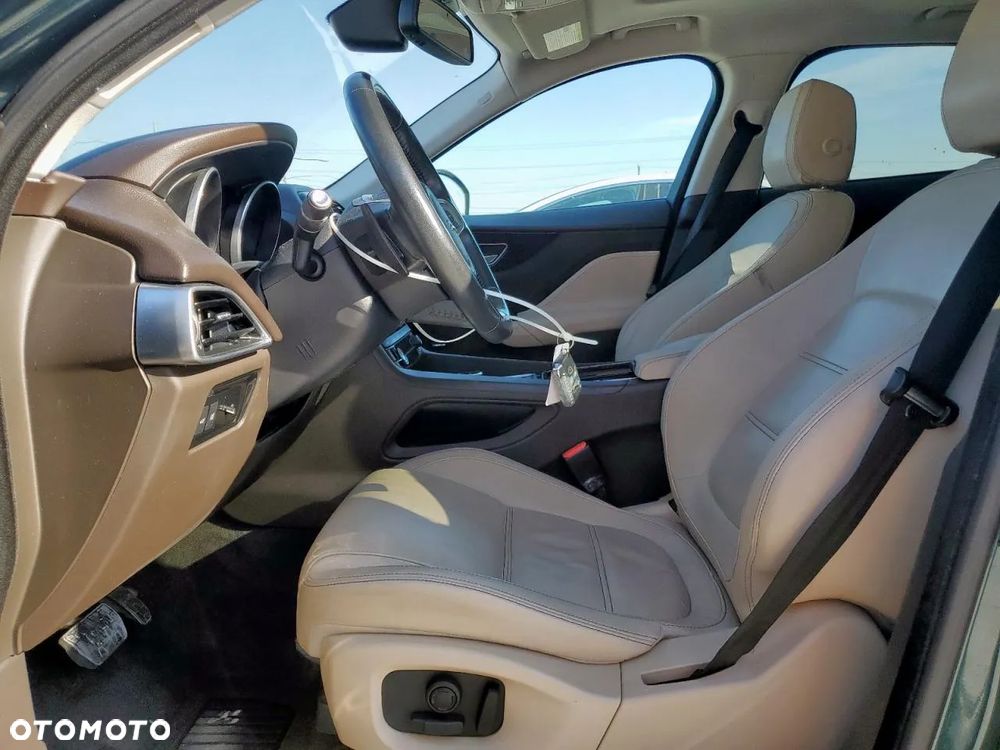 Jaguar F-Pace 2.0 i4P AWD Prestige - 7