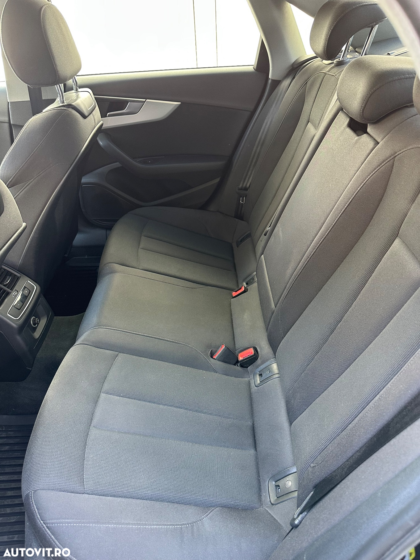 Audi A4 2.0 TDI S tronic - 15