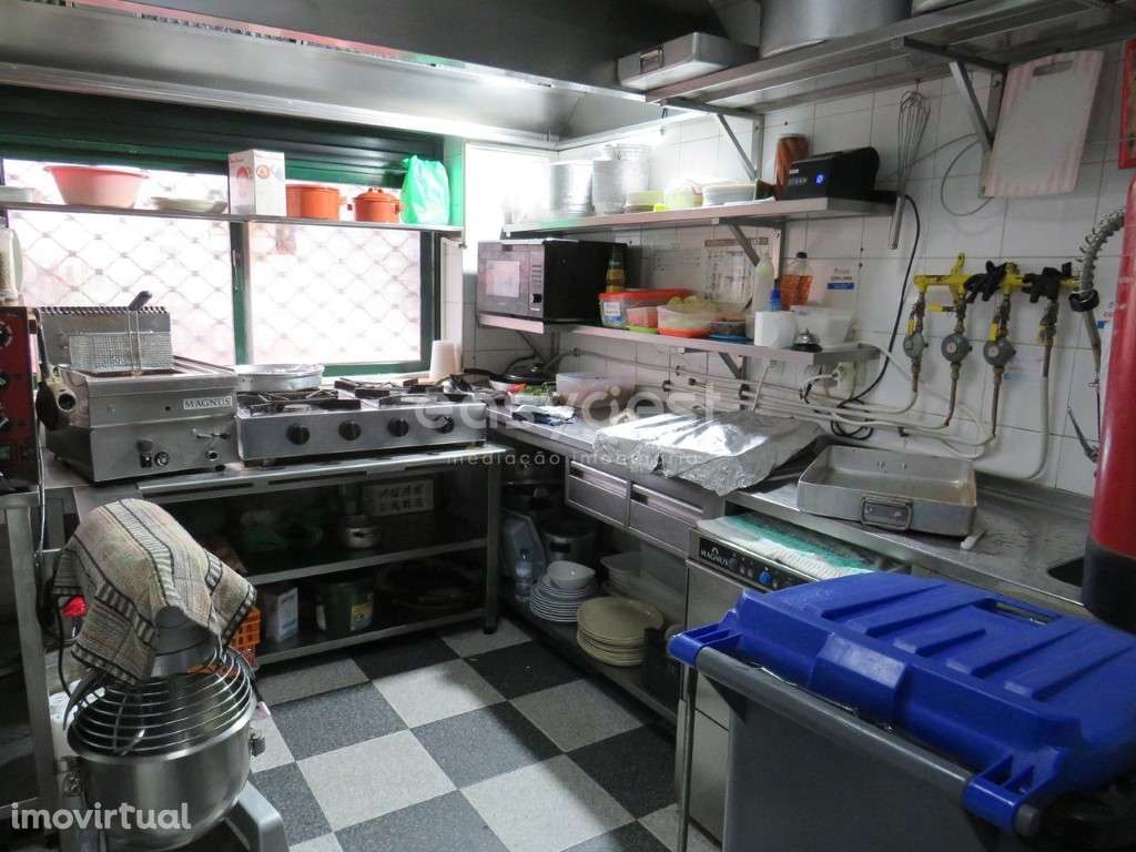 Restaurante Pizzaria em pleno funcionamento no centro de Aljustrel - Grande imagem: 3/23