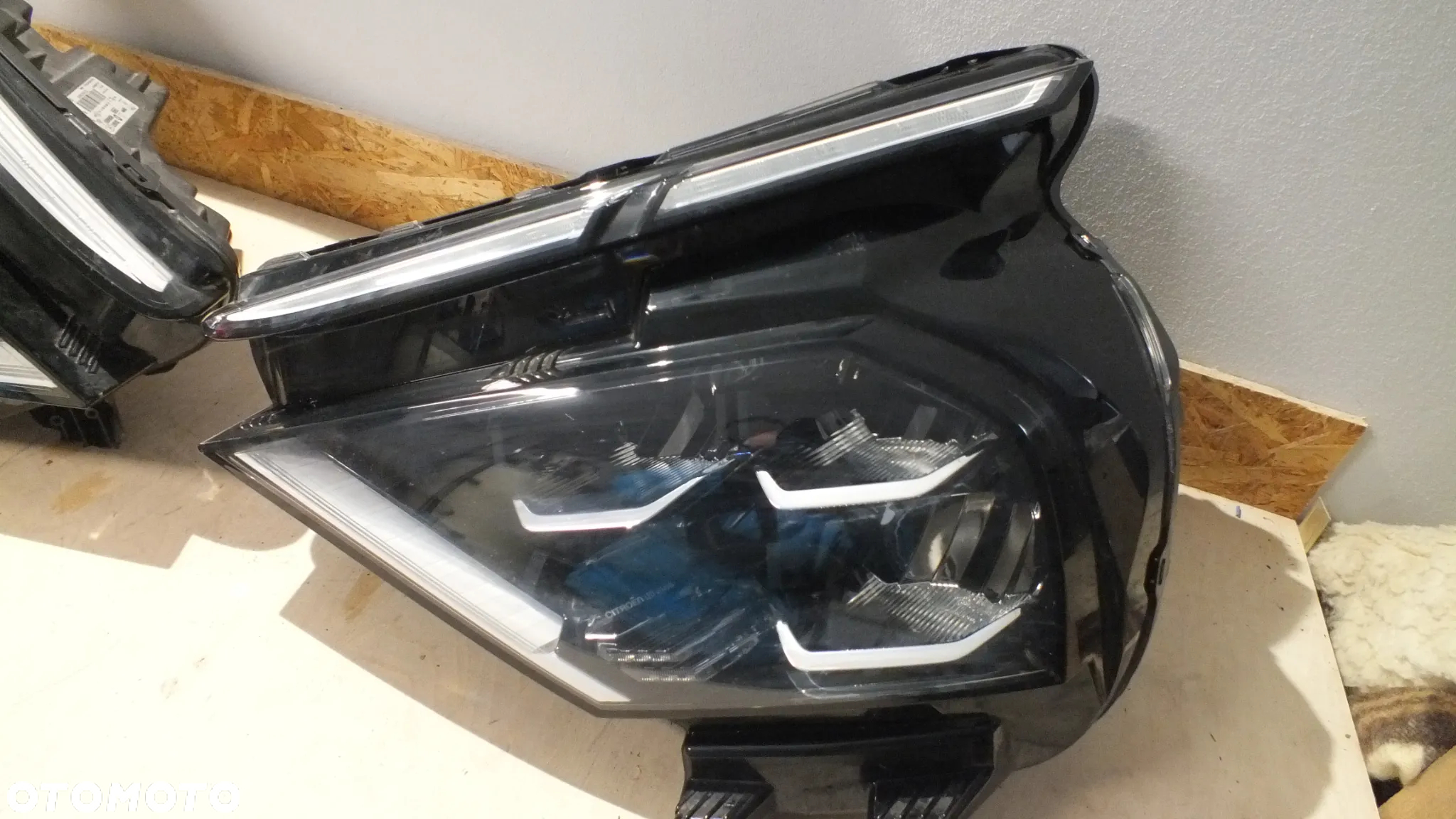 Lampa przednia lewa Citroen C4 III Led Vision - 3