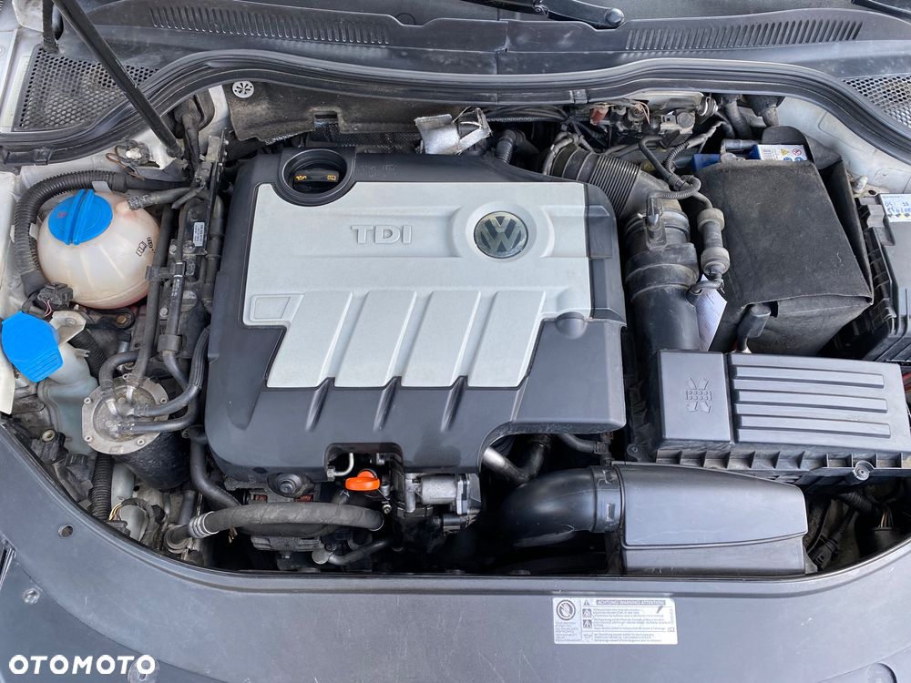 Volkswagen Passat CC - 19