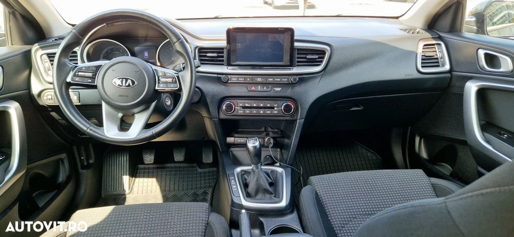 Kia Ceed - 3