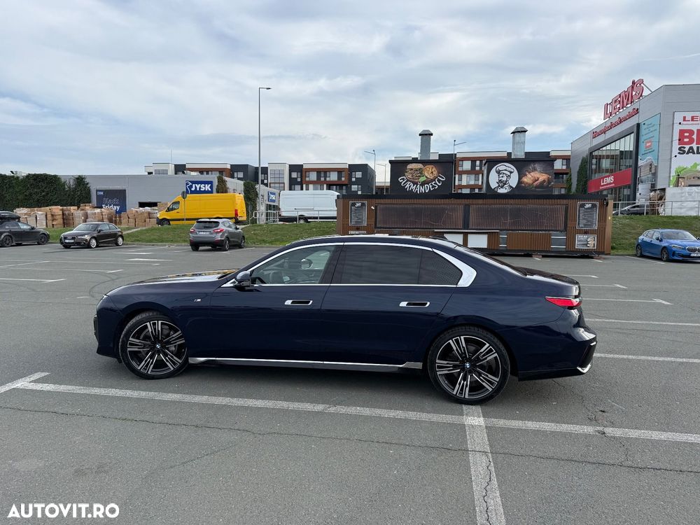 BMW Seria 7 - 22