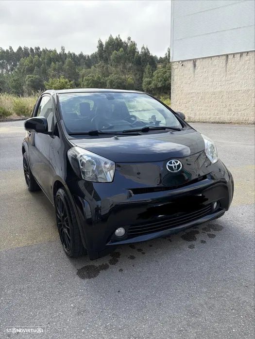 Toyota iQ 1.4 D-4D 2 EP+NAVI+Bluetooth - 1