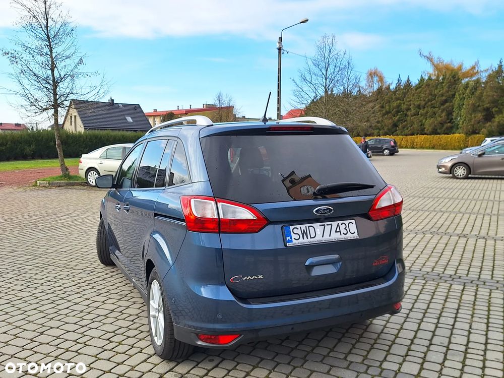 Ford Grand C-MAX - 5