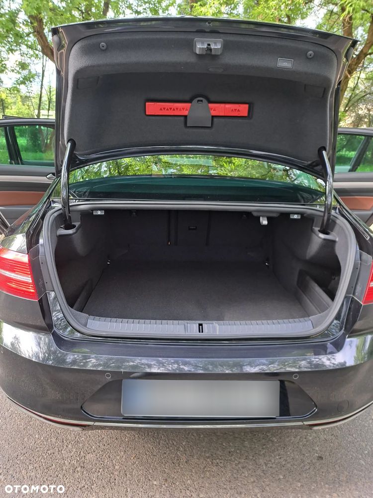 Volkswagen Passat 2.0 TSI BMT Highline DSG - 19
