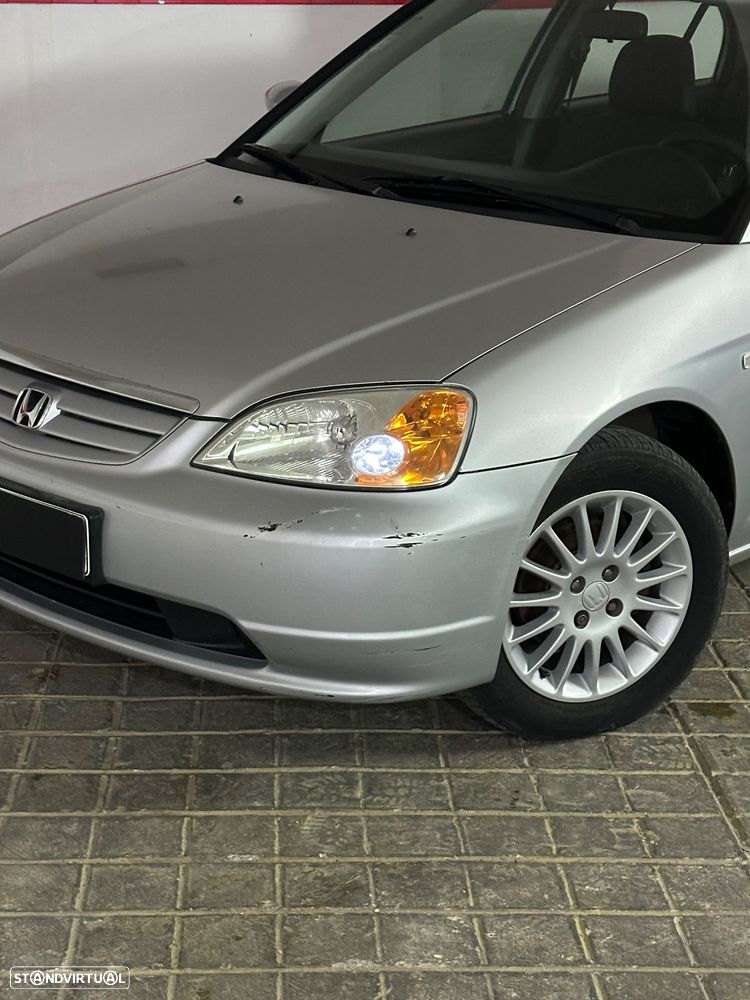 Honda Civic 1.6 LS - 15