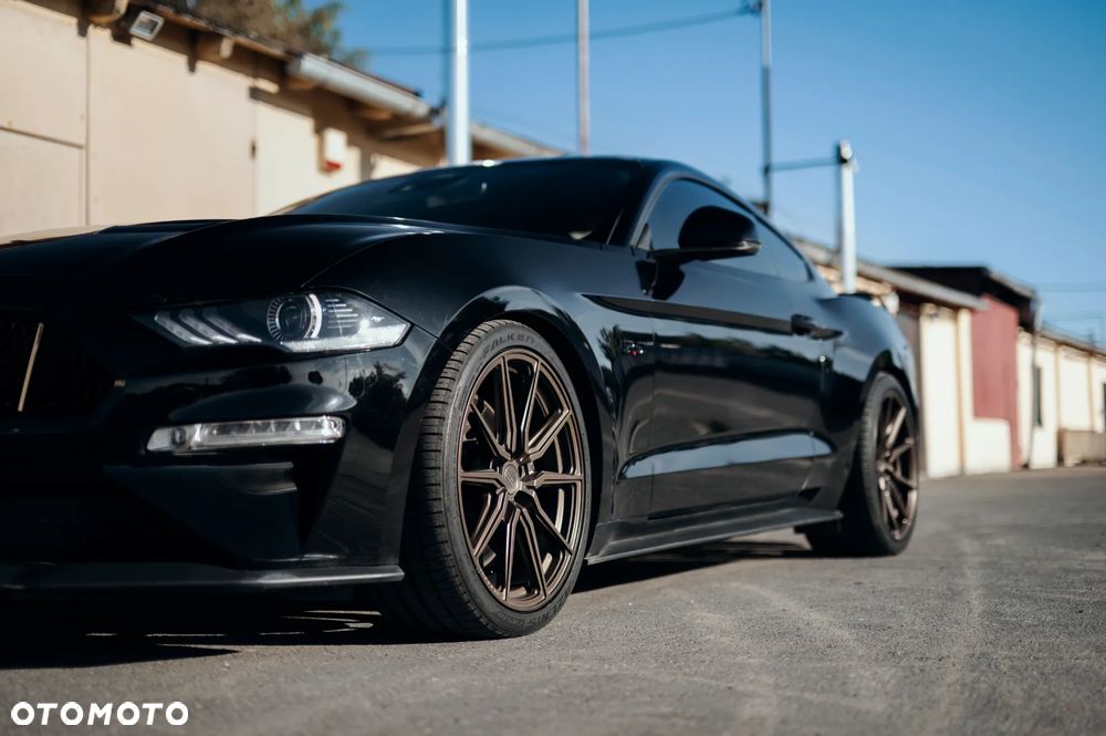 Ford Mustang - 3