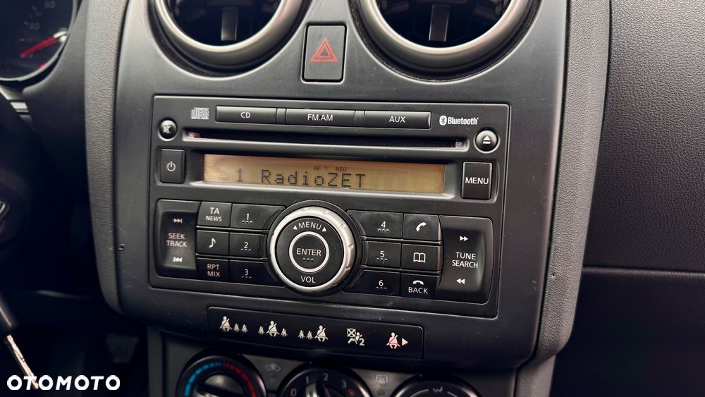 Nissan Qashqai 1.6 Visia - 33