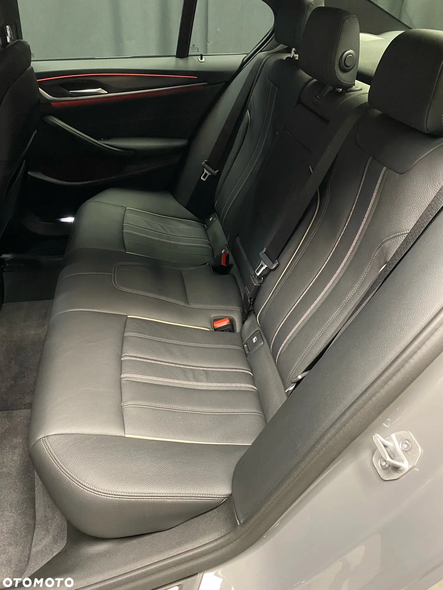 BMW Seria 5 530e xDrive M Sport sport - 3