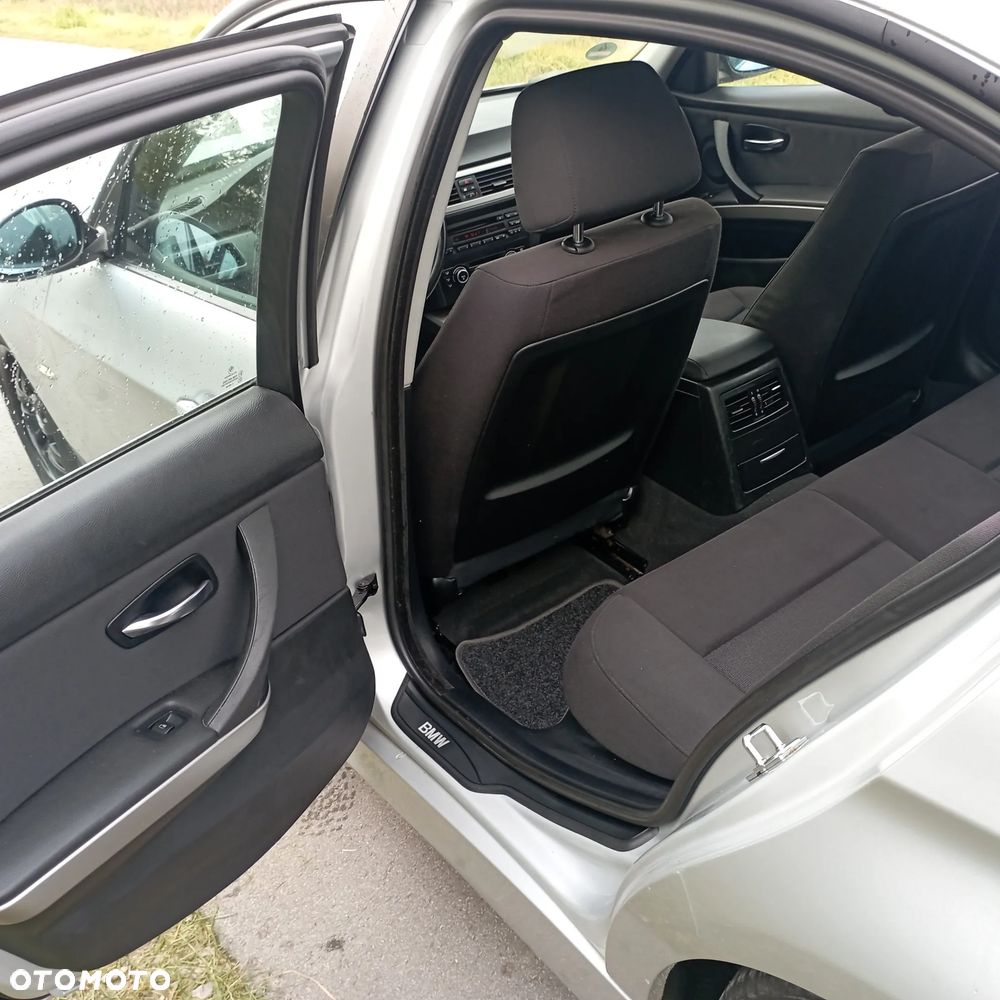 BMW Seria 3 ver-1-4-tsi-green-tec-ambition - 13