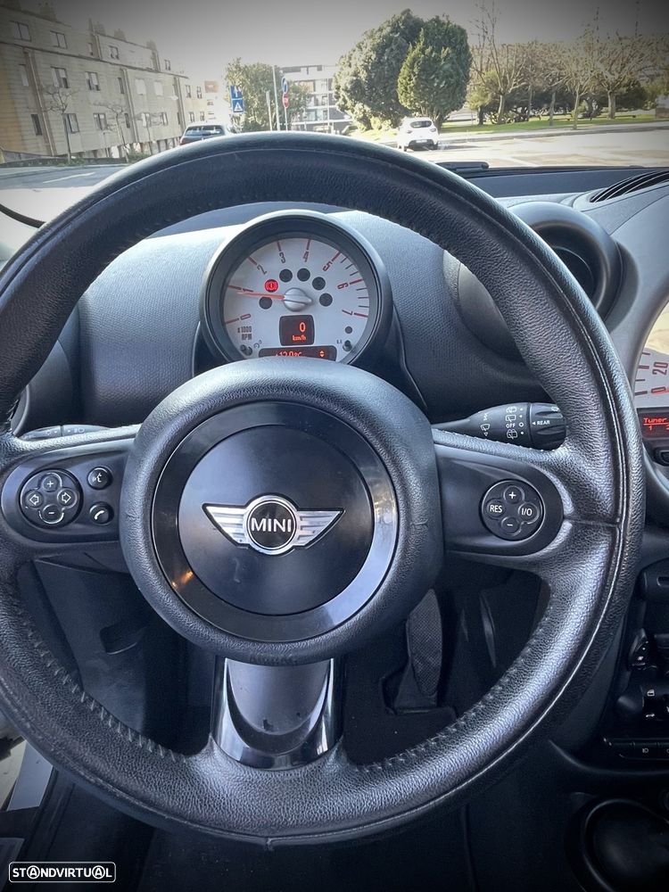 MINI Countryman One D - 9