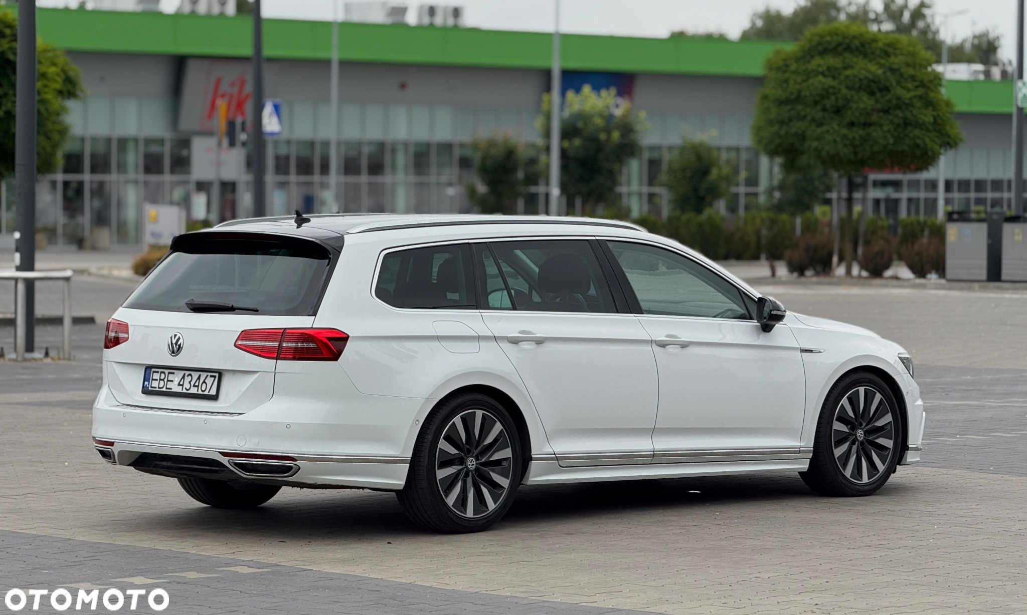 Volkswagen Passat Variant 2.0 TDI SCR DSG (BlueM Tech) Comfortline - 7