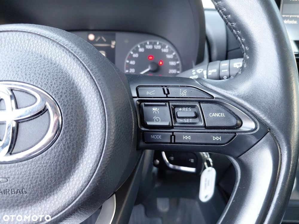 Toyota Yaris - 22