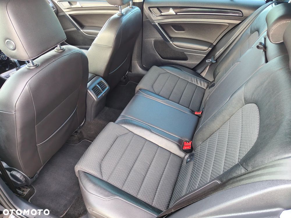 Volkswagen Golf 1.4 TSI BMT Highline DSG - 27