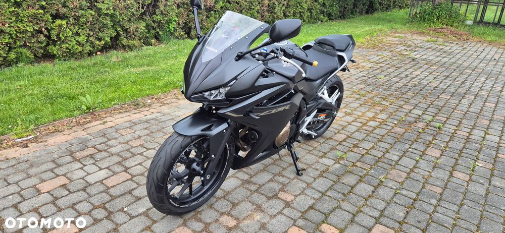 Honda CBR - 2