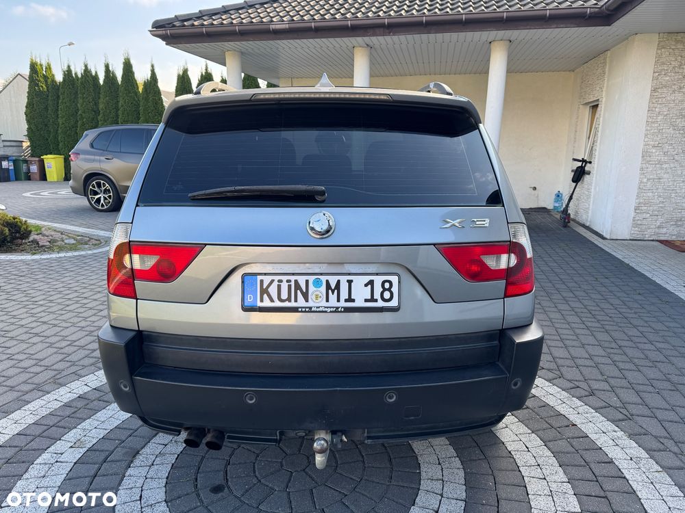BMW X3 2.5i - 5