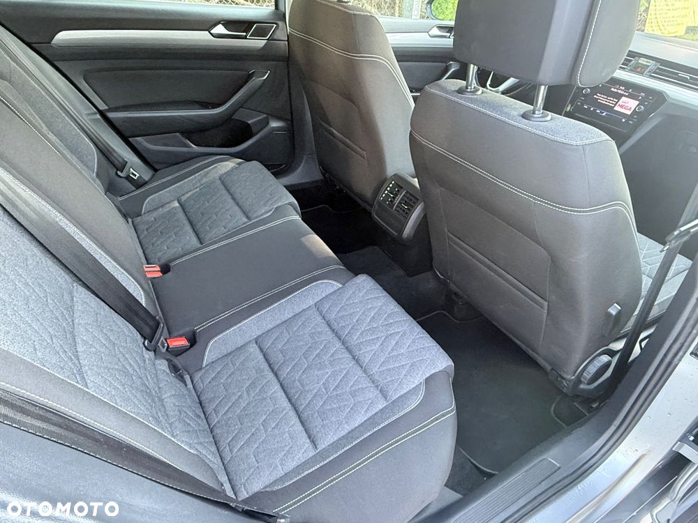 Volkswagen Passat 1.5 TSI EVO Business DSG - 20