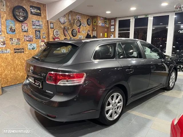 Toyota Avensis SW 2.0 D-4D Exclusive +Pele+GPS - 7