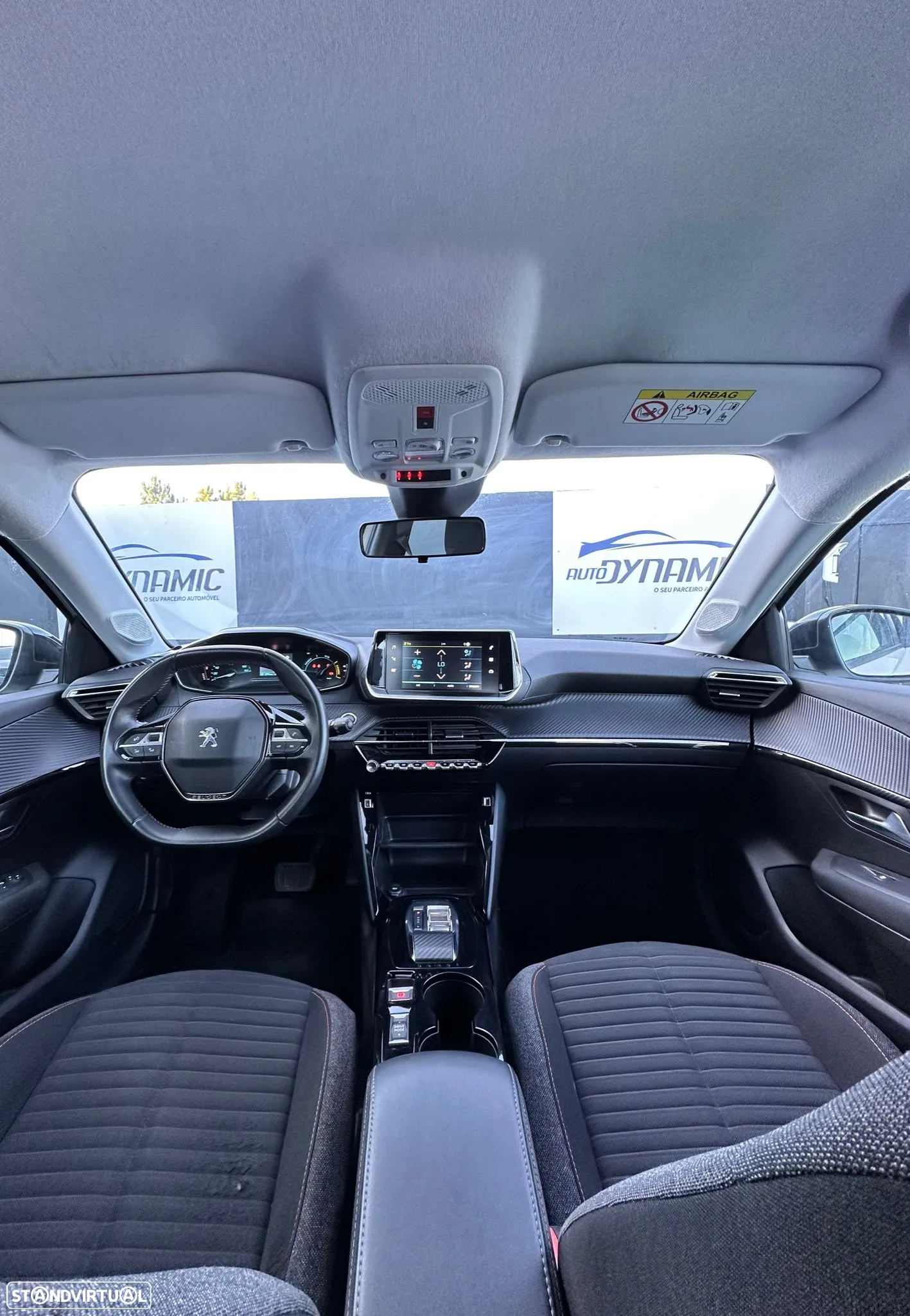 Peugeot e-208 50 kWh Active - 11