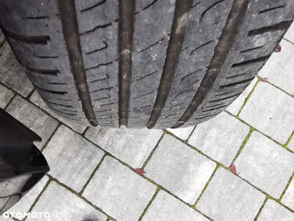 Mercedes-Benz Klasa E 200 d Exclusive - 11