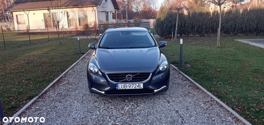 Volvo V40 D2 Momentum - 3