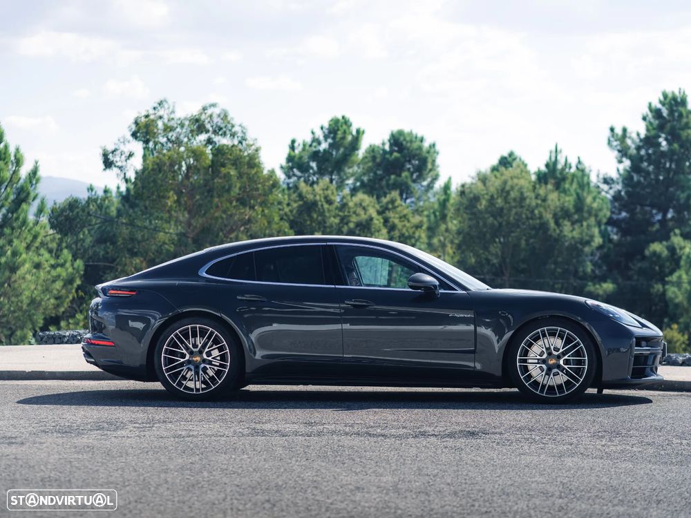 Porsche Panamera 4 E-Hybrid - 9