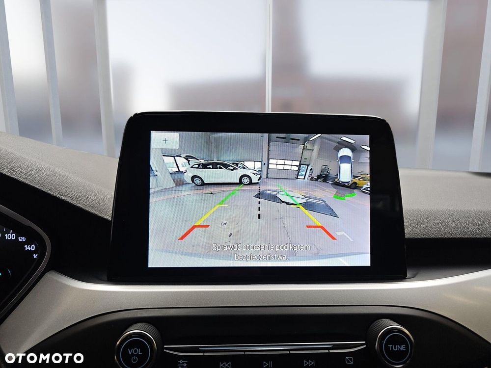 Ford Focus 1.5 EcoBlue Connected - 19