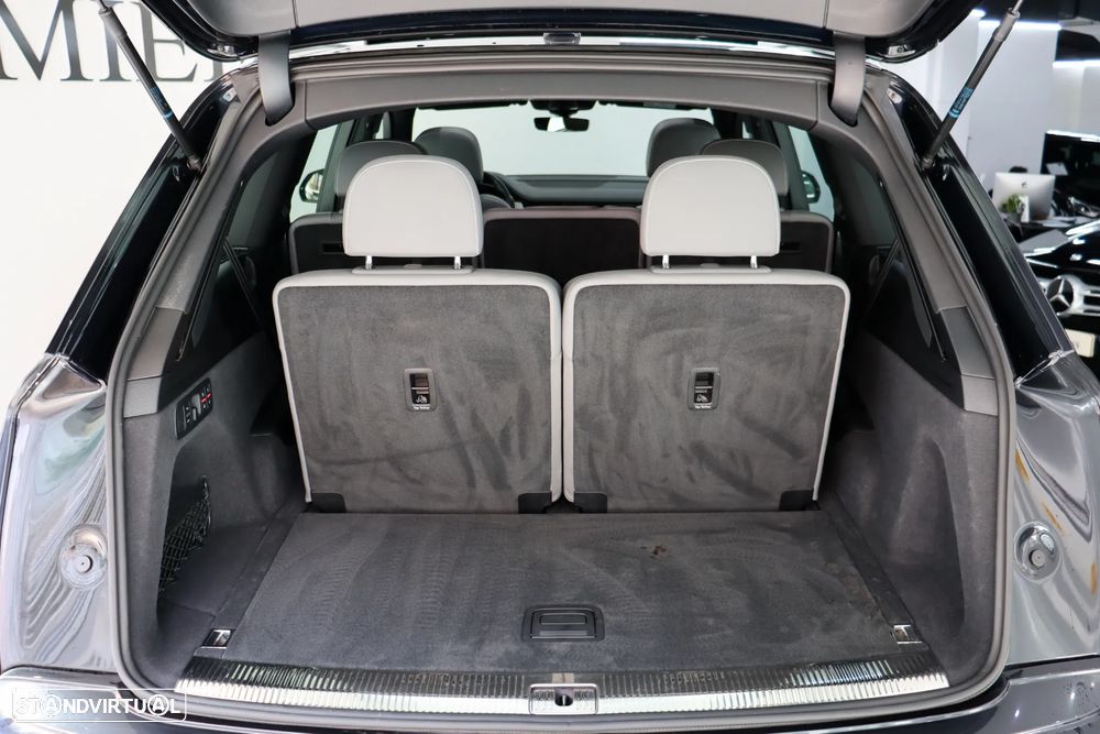 Audi Q7 3.0 TDI quattro S-line Tiptronic 7L - 21